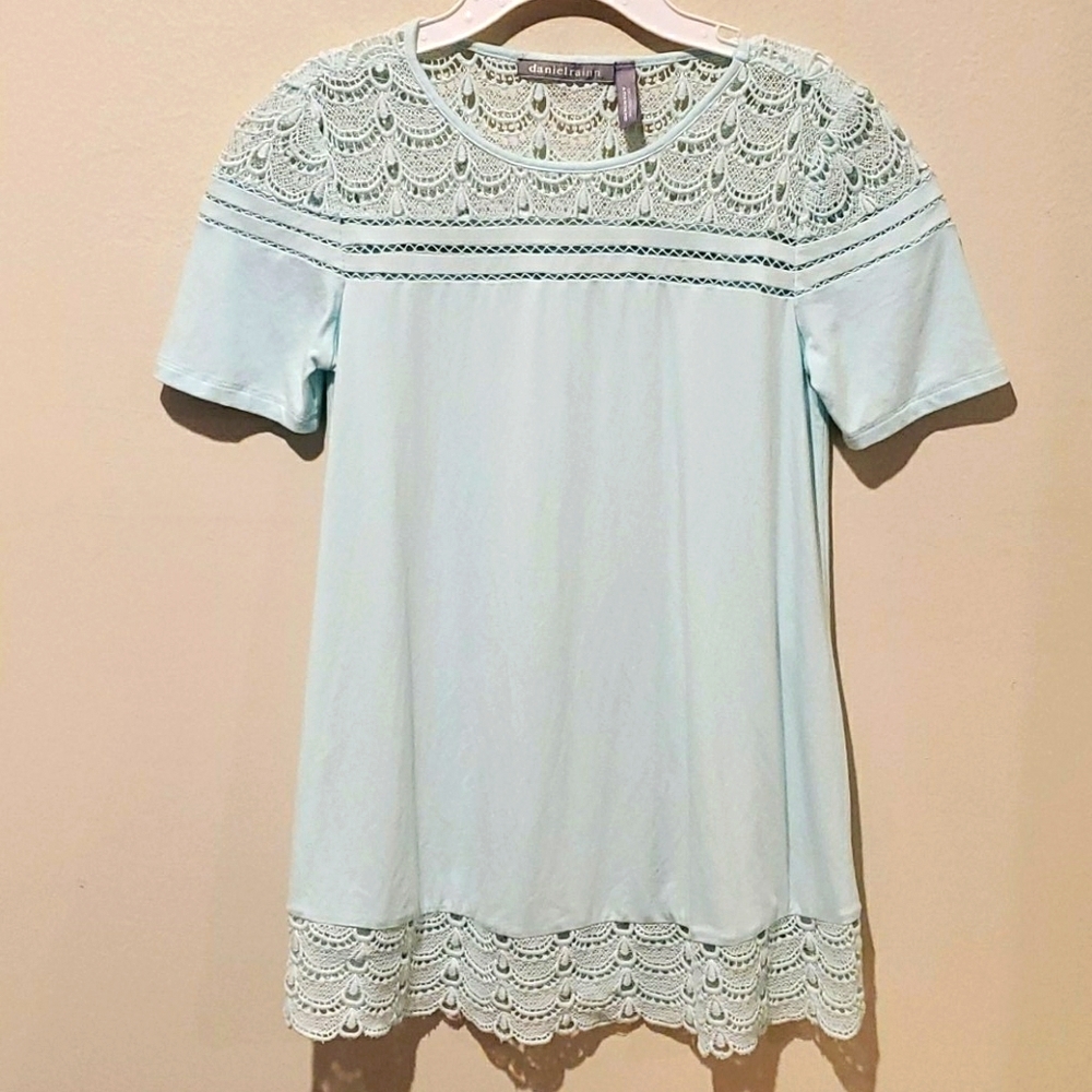 ❤ NWOT! DANIEL RAINN FOR A PEA IN THE POD TOP, SMALL MATERNITY